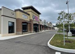 
                                	        University Square: Planet Fitness
                                    