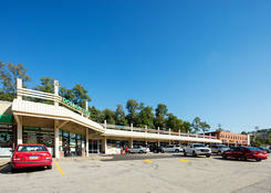 
                                	        Noble Manor Shopping Center
                                    