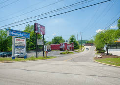 
                                	        Olympia Shopping Center: KFC Entrance
                                    