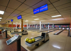 
                                	        Pines Plaza Shopping Center: Bowling Alley (lower level)
                                    