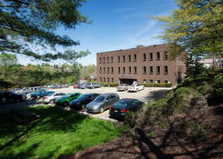 
                                	        1016 Greentree Road Offices
                                    